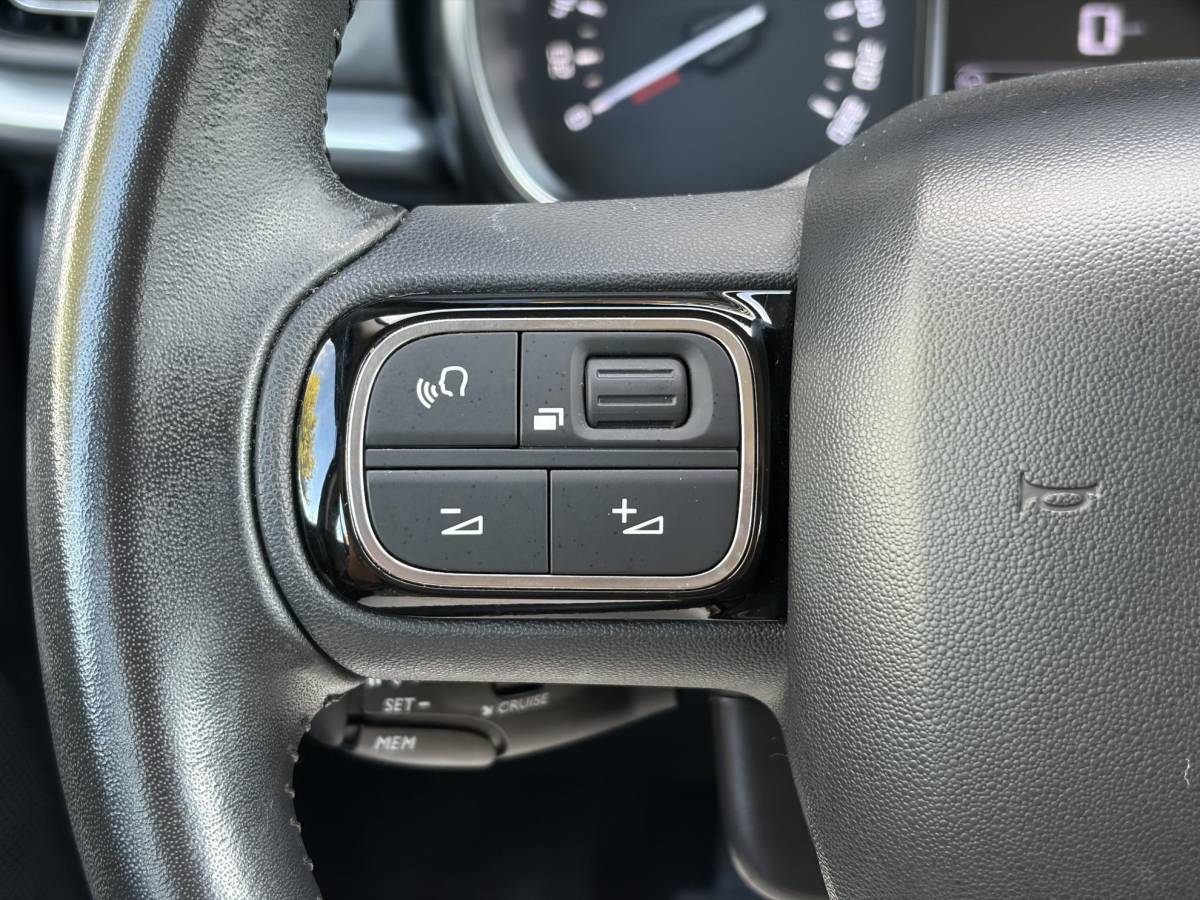 Citroën C3 Citroen C3 1.2 PureTech Feel ✓2e Eigenaar✓Navi✓Carplay✓Clima✓Cruise✓Lm velgen✓Rijstrooksensor✓Pdc✓N.A.P✓Apk tot 05-2027