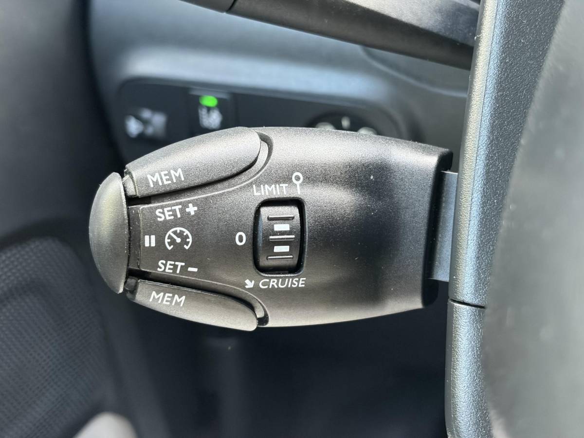 Citroën C3 Citroen C3 1.2 PureTech Feel ✓2e Eigenaar✓Navi✓Carplay✓Clima✓Cruise✓Lm velgen✓Rijstrooksensor✓Pdc✓N.A.P✓Apk tot 05-2027