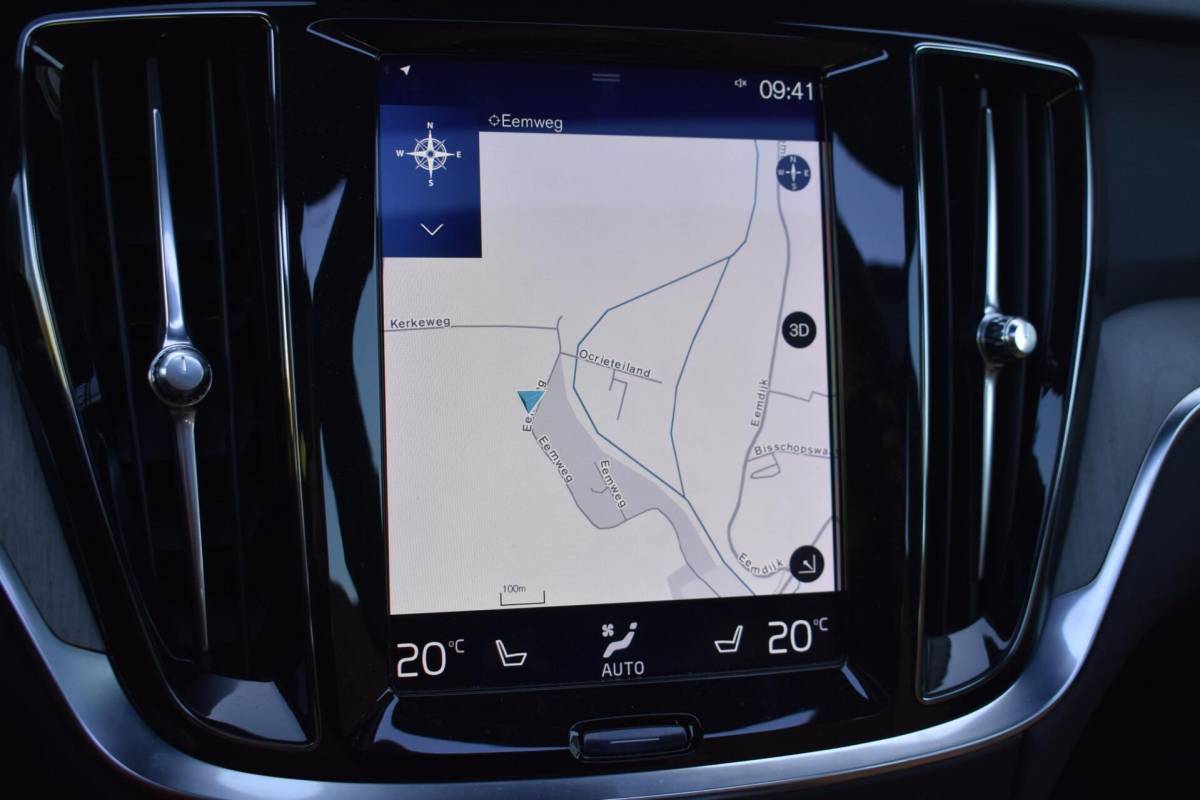 Volvo V60 Volvo V60 2.0 T8 Twin Engine AWD Inscription | Leder | Pano | Winterpakket |