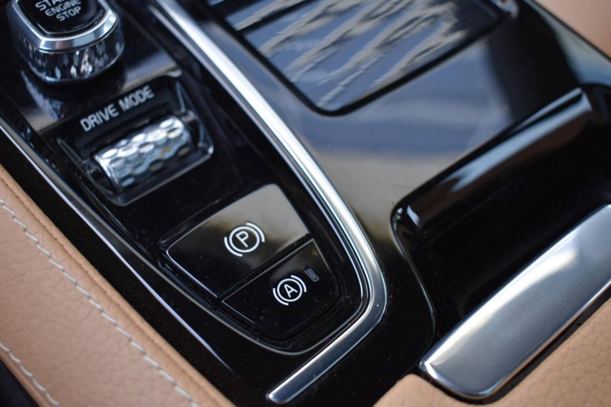Volvo V60 Volvo V60 2.0 T8 Twin Engine AWD Inscription | Leder | Pano | Winterpakket |