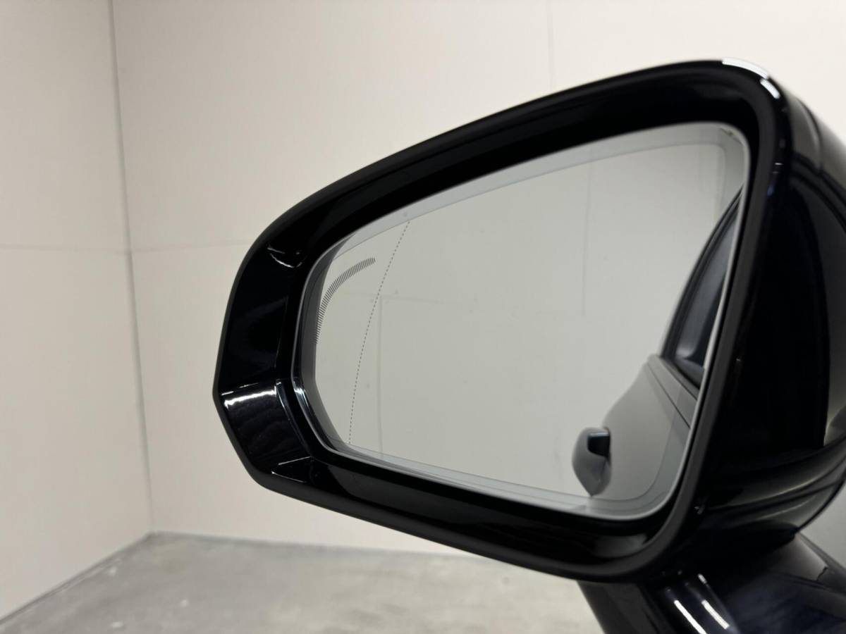 Volvo S60 Volvo S60 2.0 T4 R-Design Autopilot Camera CarPlay Trekh. NAP