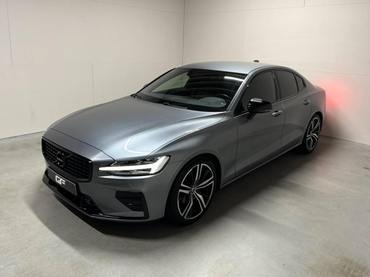 Volvo S60 Volvo S60 2.0 T4 R-Design Autopilot Camera CarPlay Trekh. NAP