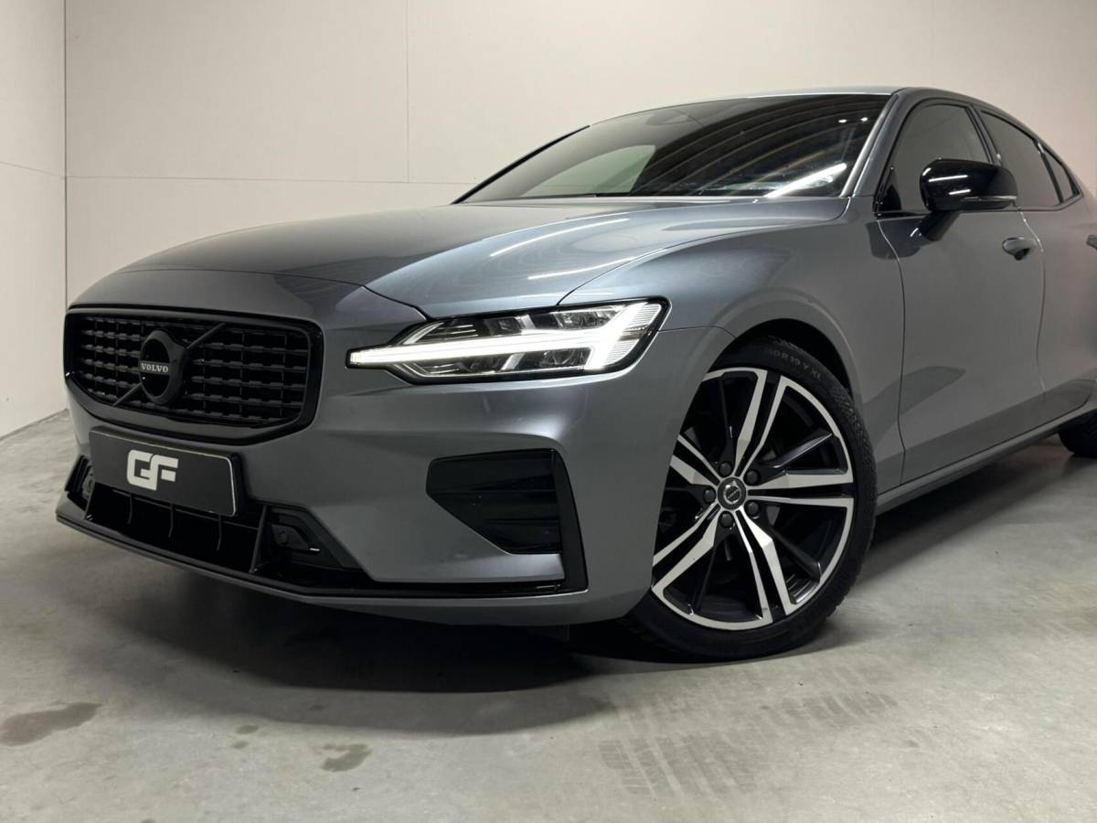 Volvo S60 Volvo S60 2.0 T4 R-Design Autopilot Camera CarPlay Trekh. NAP