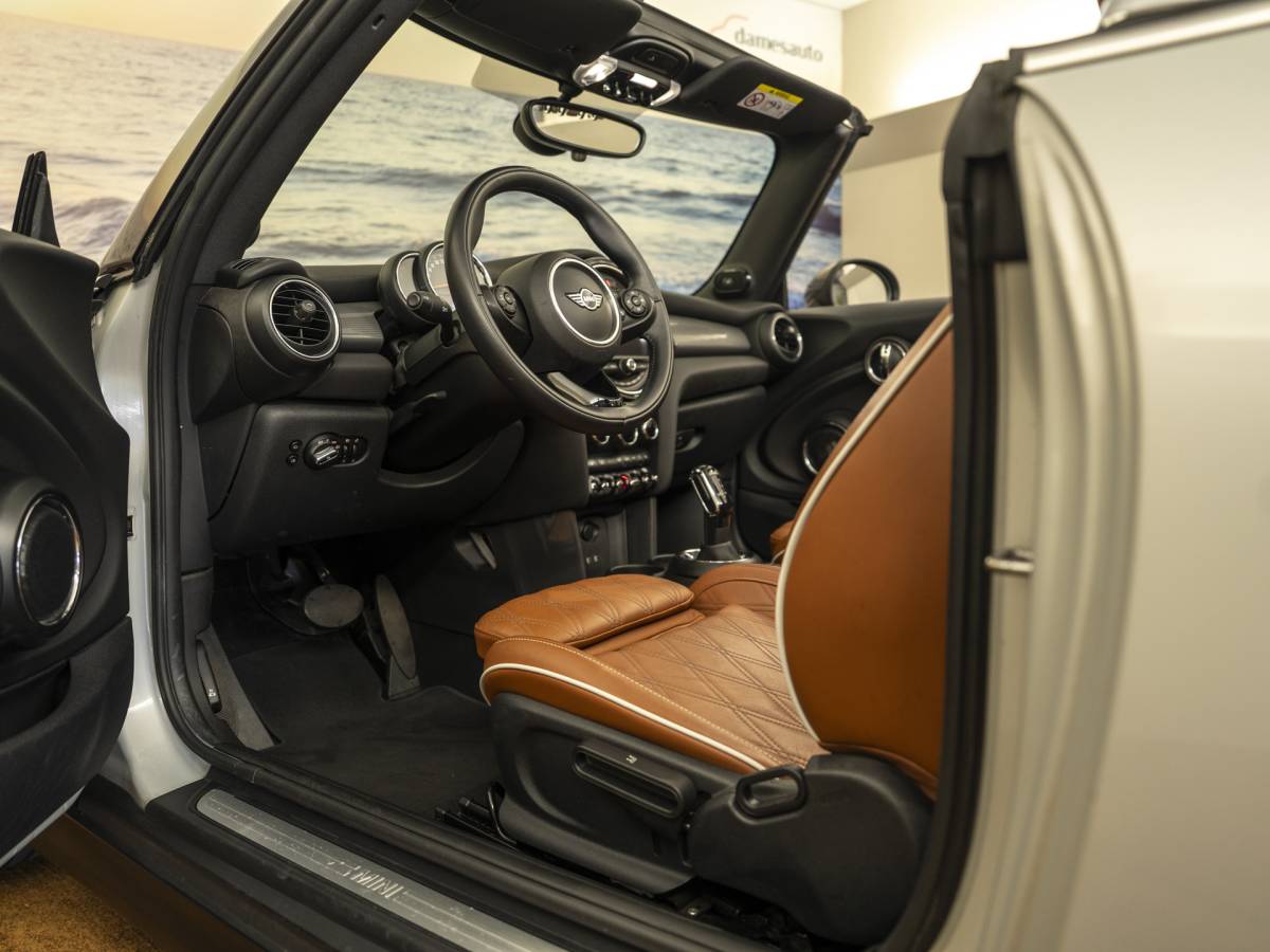 MINI Cooper Cabrio Mini Cabrio 1.5 Cooper, 1ste eigenaar, NAP, Volledig Leer, Harman cardon