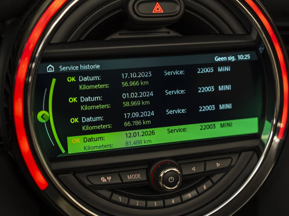 MINI Cooper Cabrio Mini Cabrio 1.5 Cooper, 1ste eigenaar, NAP, Volledig Leer, Harman cardon