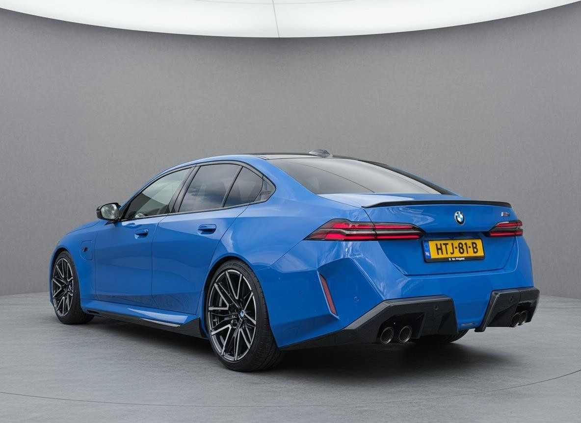 BMW M5 BMW 5-serie M5 | Keramisch | Full PPF | Santorini Blue | Origineel NL