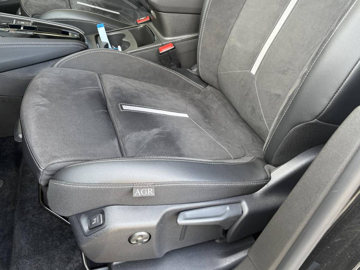Opel Grandland Opel Grandland 1.6 Turbo Plug-In Hybrid 4×4 GSe | AGR Comfortstoelen | 360gr camera | Elektr. Achterklep | Winterpakket | LED koplampen