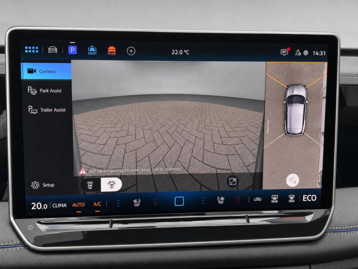 Volkswagen Tiguan Volkswagen Tiguan 1.5 eHybrid 272pk DSG R-Line Edition  · Panoramadak · Inklap. Trekhaak · 360 Camera · Leder Varenna · Elek. Stoelen + Massage · Head-Up Display · Harman Kardon · Garantie t/m 19-05-2030 of 100.000km
