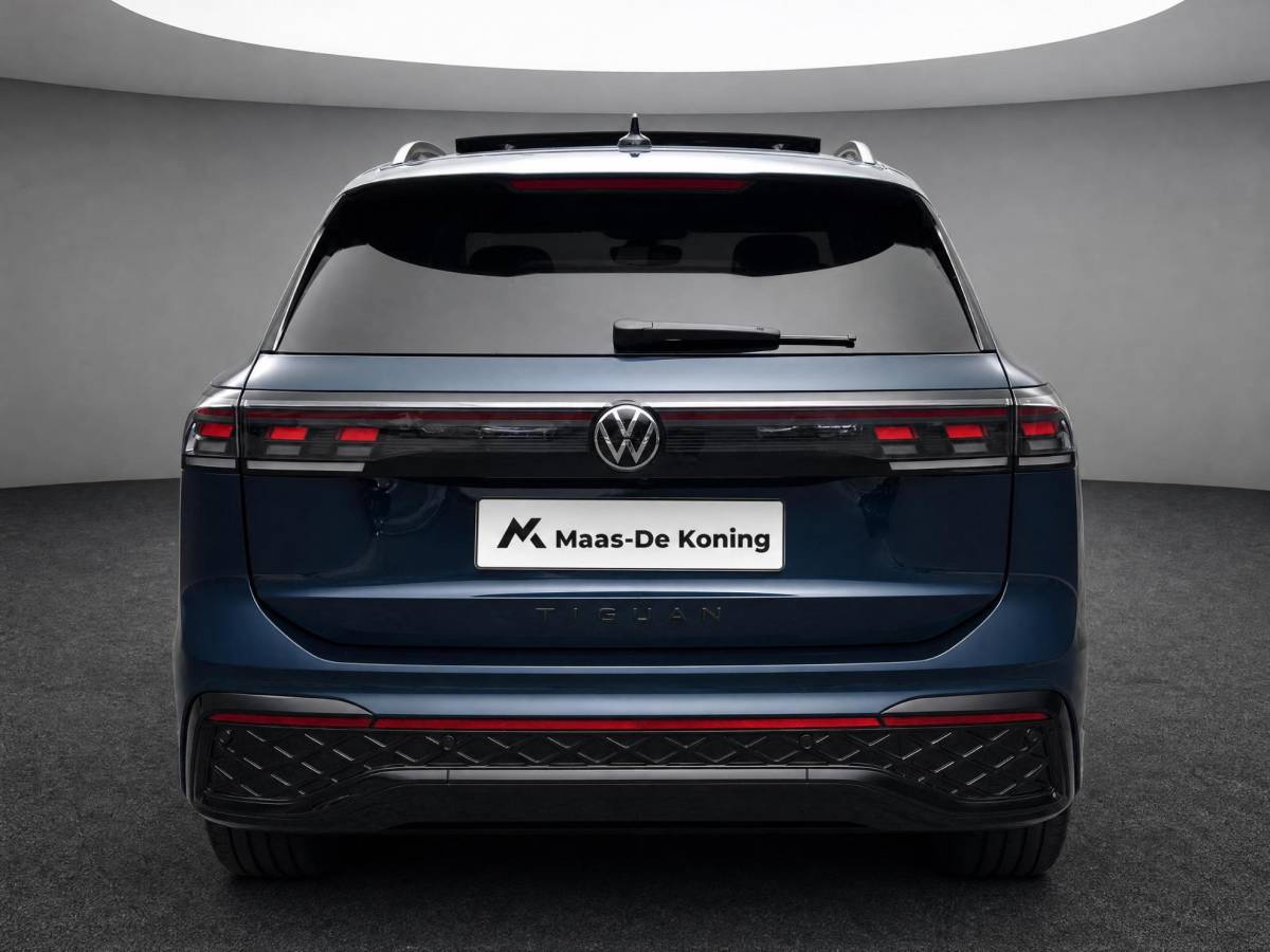 Volkswagen Tiguan Volkswagen Tiguan 1.5 eHybrid 272pk DSG R-Line Edition  · Panoramadak · Inklap. Trekhaak · 360 Camera · Leder Varenna · Elek. Stoelen + Massage · Head-Up Display · Harman Kardon · Garantie t/m 19-05-2030 of 100.000km