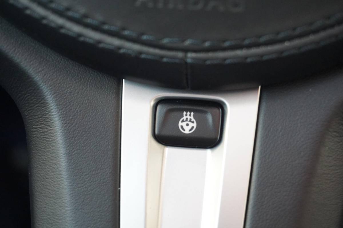 BMW 5 Serie BMW 5-serie Touring 530i High Executive | M-Sport | 4WS | PANO |