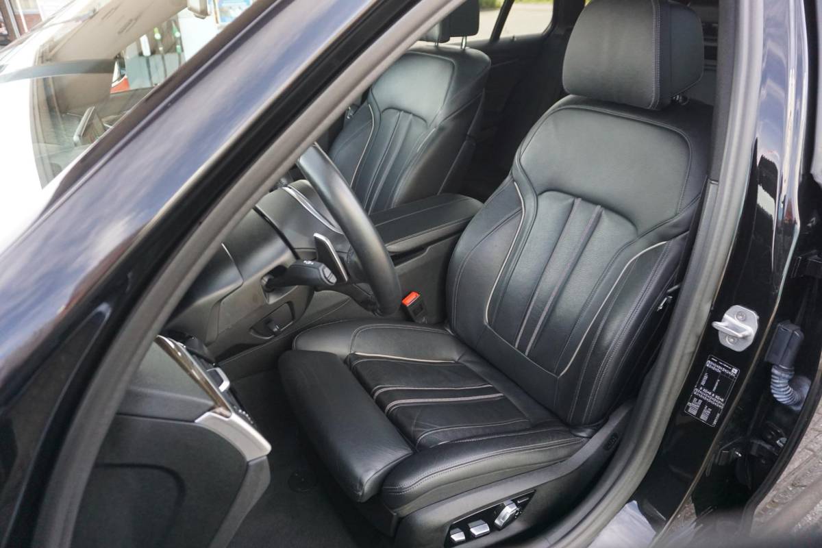 BMW 5 Serie BMW 5-serie Touring 530i High Executive | M-Sport | 4WS | PANO |
