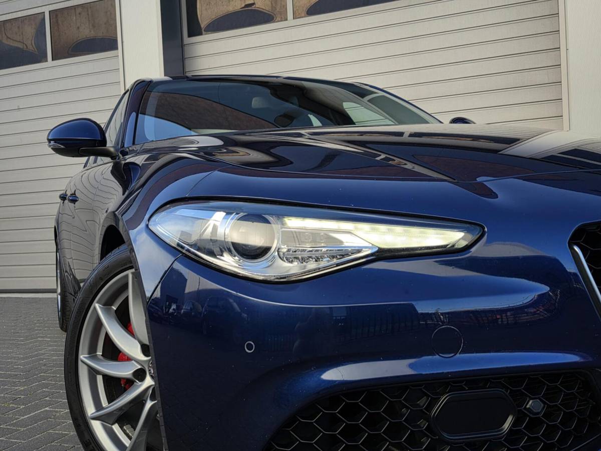 Alfa Romeo Giulia Alfa Romeo Giulia 2.0T Super ACC/Leder/Carplay/Dode/Keyless/Camara/DAB/