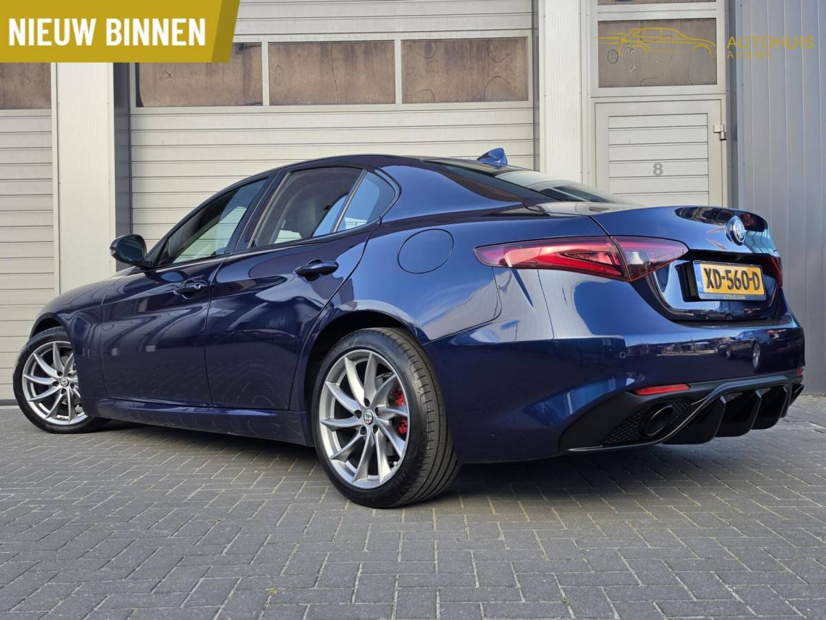 Alfa Romeo Giulia Alfa Romeo Giulia 2.0T Super ACC/Leder/Carplay/Dode/Keyless/Camara/DAB/