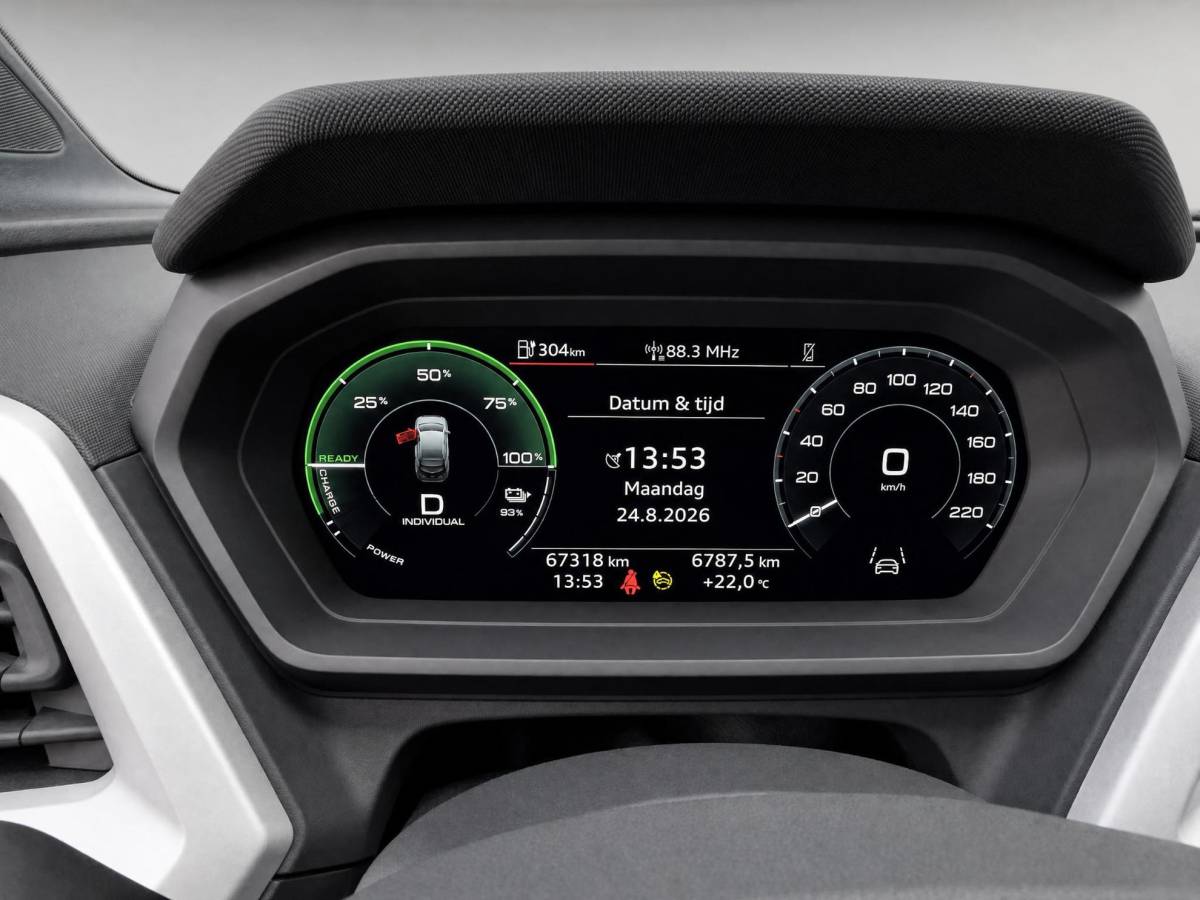 Audi Q4 Sportback e-tron Audi Q4 Sportback e-tron 40 204pk Edition 77 kWh · SOH 95,8% · Camera · Apple/Android Car Play · Cruise Control Adaptief · P-Sensoren · Elek. Achterklep · 19” Inch ·