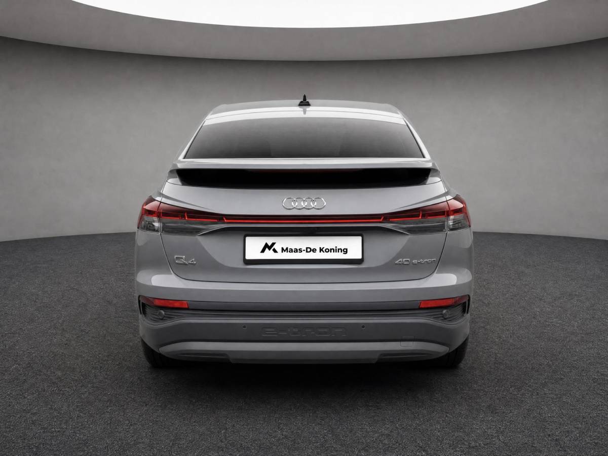 Audi Q4 Sportback e-tron Audi Q4 Sportback e-tron 40 204pk Edition 77 kWh · SOH 95,8% · Camera · Apple/Android Car Play · Cruise Control Adaptief · P-Sensoren · Elek. Achterklep · 19” Inch ·