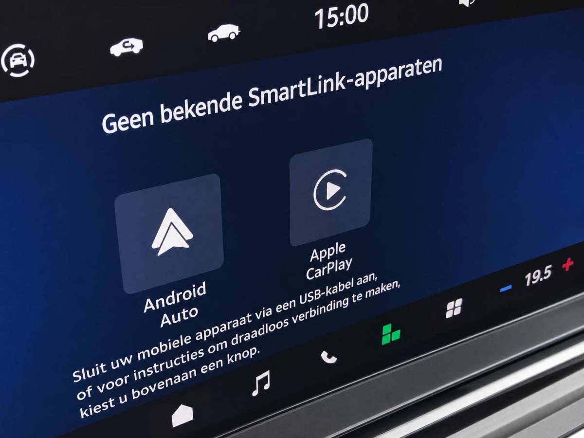 Škoda Octavia Skoda Octavia Combi 1.5TSI/115PK FL Selection · Apple/Android Car Play · Parkeersensoren · Stoelverwarming · Garantie t/m 04-12-2028 of 120000km.