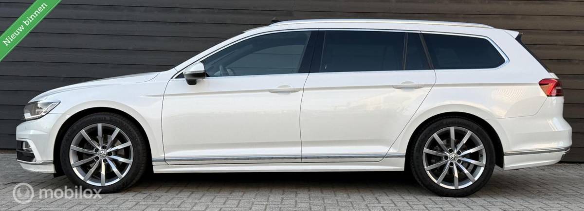 Volkswagen Passat Volkswagen Passat Variant 1.8 TSI 2x R-line Pano.dak/LED/ACC
