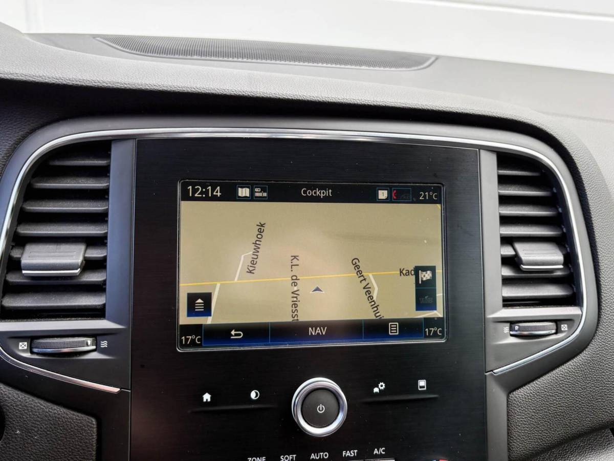 Renault Mégane Estate Renault Megane Estate 1.3 116pk TCe Limited | Airco | Carplay | Privacy glass | Trekhaak