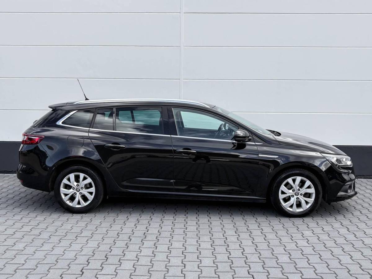 Renault Mégane Estate Renault Megane Estate 1.3 116pk TCe Limited | Airco | Carplay | Privacy glass | Trekhaak