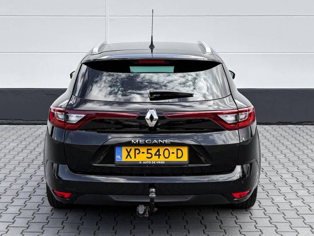 Renault Mégane Estate Renault Megane Estate 1.3 116pk TCe Limited | Airco | Carplay | Privacy glass | Trekhaak