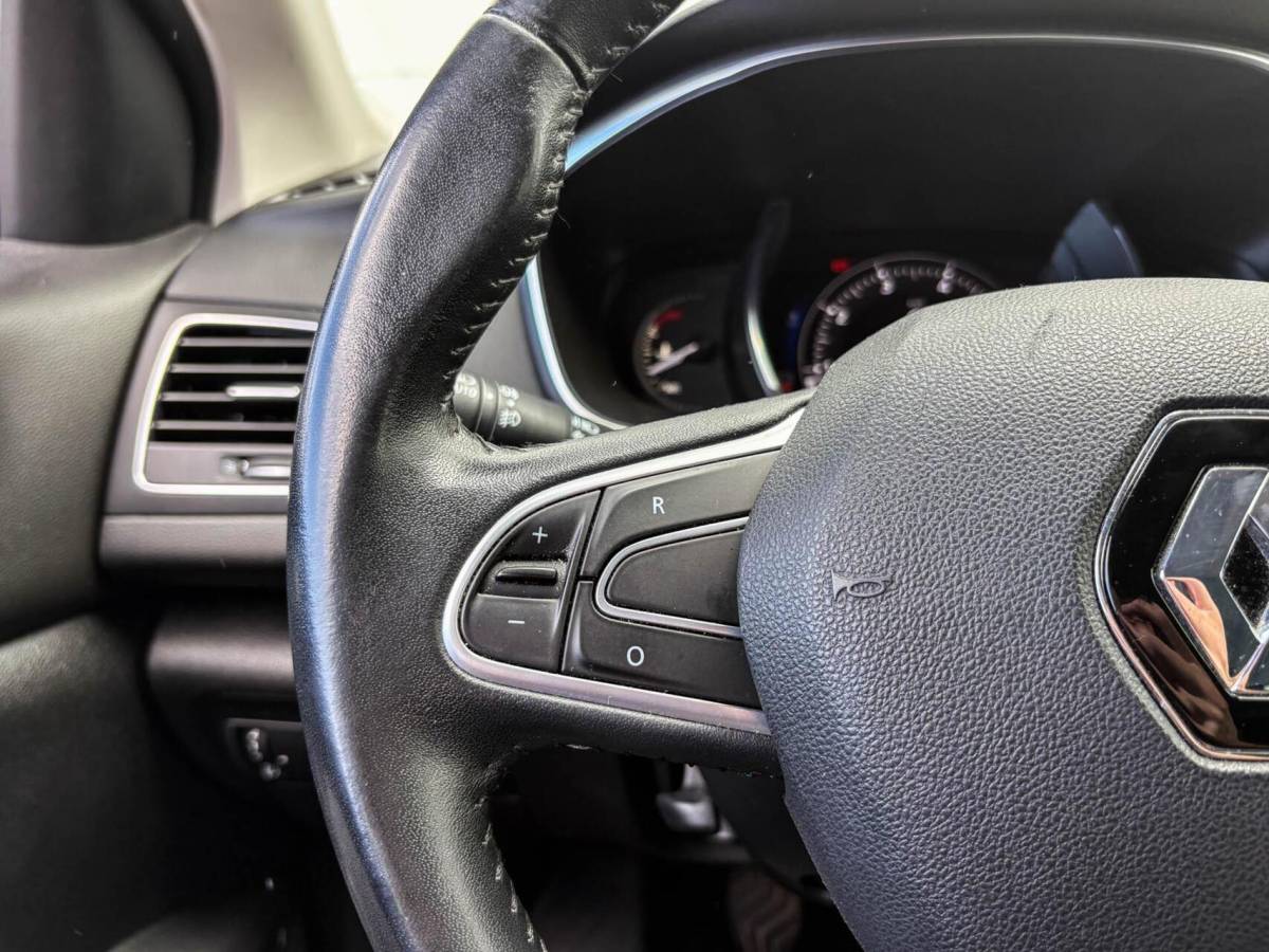 Renault Mégane Estate Renault Megane Estate 1.3 116pk TCe Limited | Airco | Carplay | Privacy glass | Trekhaak