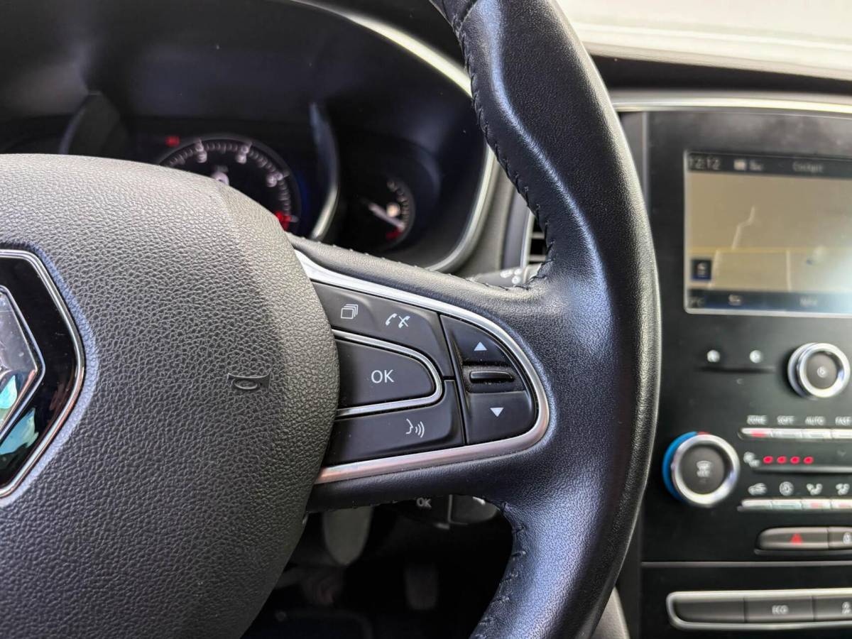 Renault Mégane Estate Renault Megane Estate 1.3 116pk TCe Limited | Airco | Carplay | Privacy glass | Trekhaak