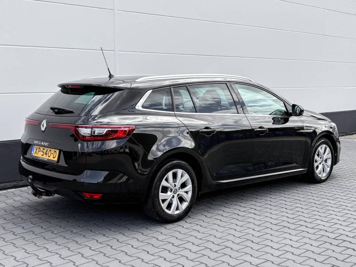 Renault Mégane Estate Renault Megane Estate 1.3 116pk TCe Limited | Airco | Carplay | Privacy glass | Trekhaak