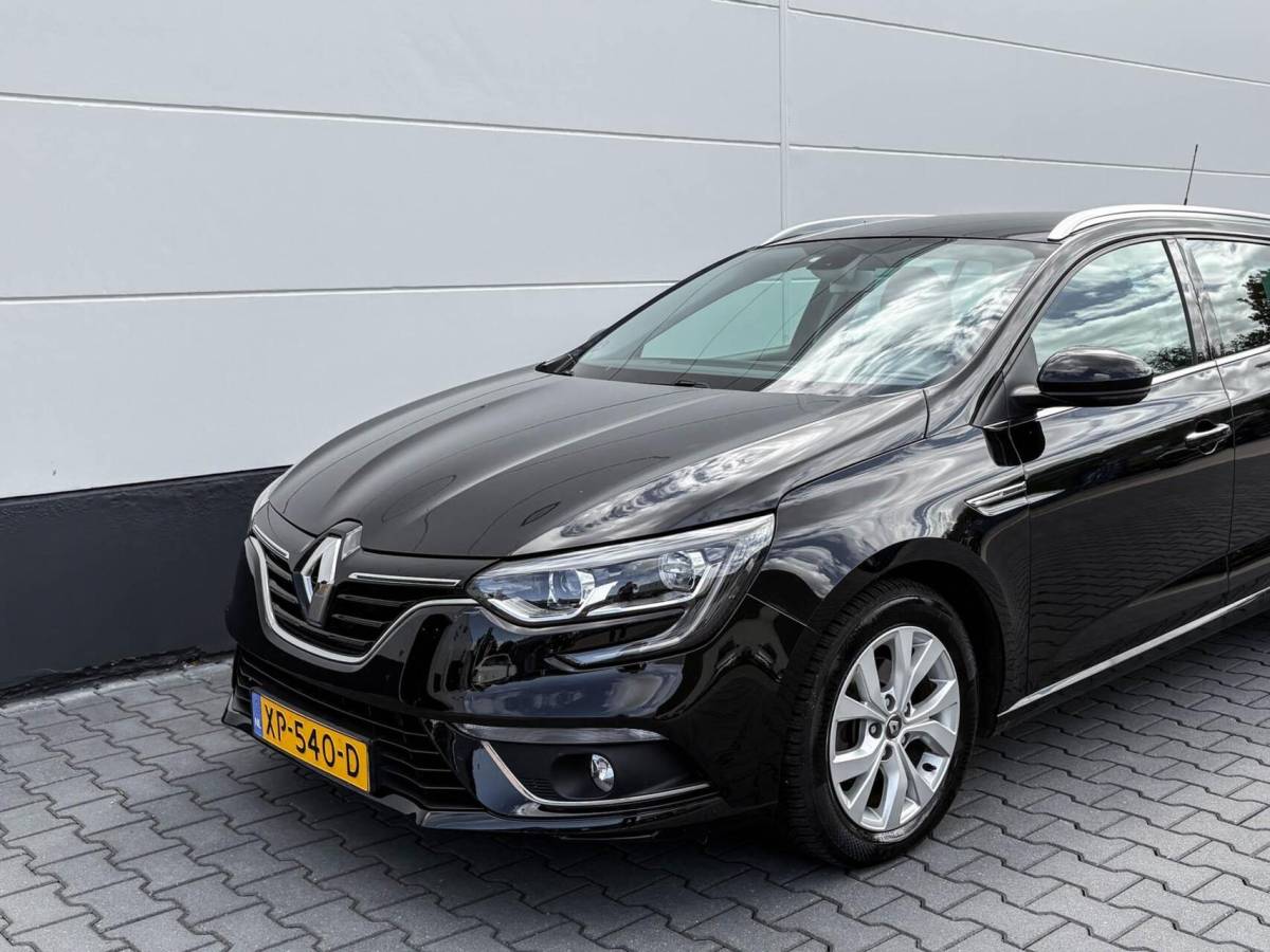 Renault Mégane Estate Renault Megane Estate 1.3 116pk TCe Limited | Airco | Carplay | Privacy glass | Trekhaak