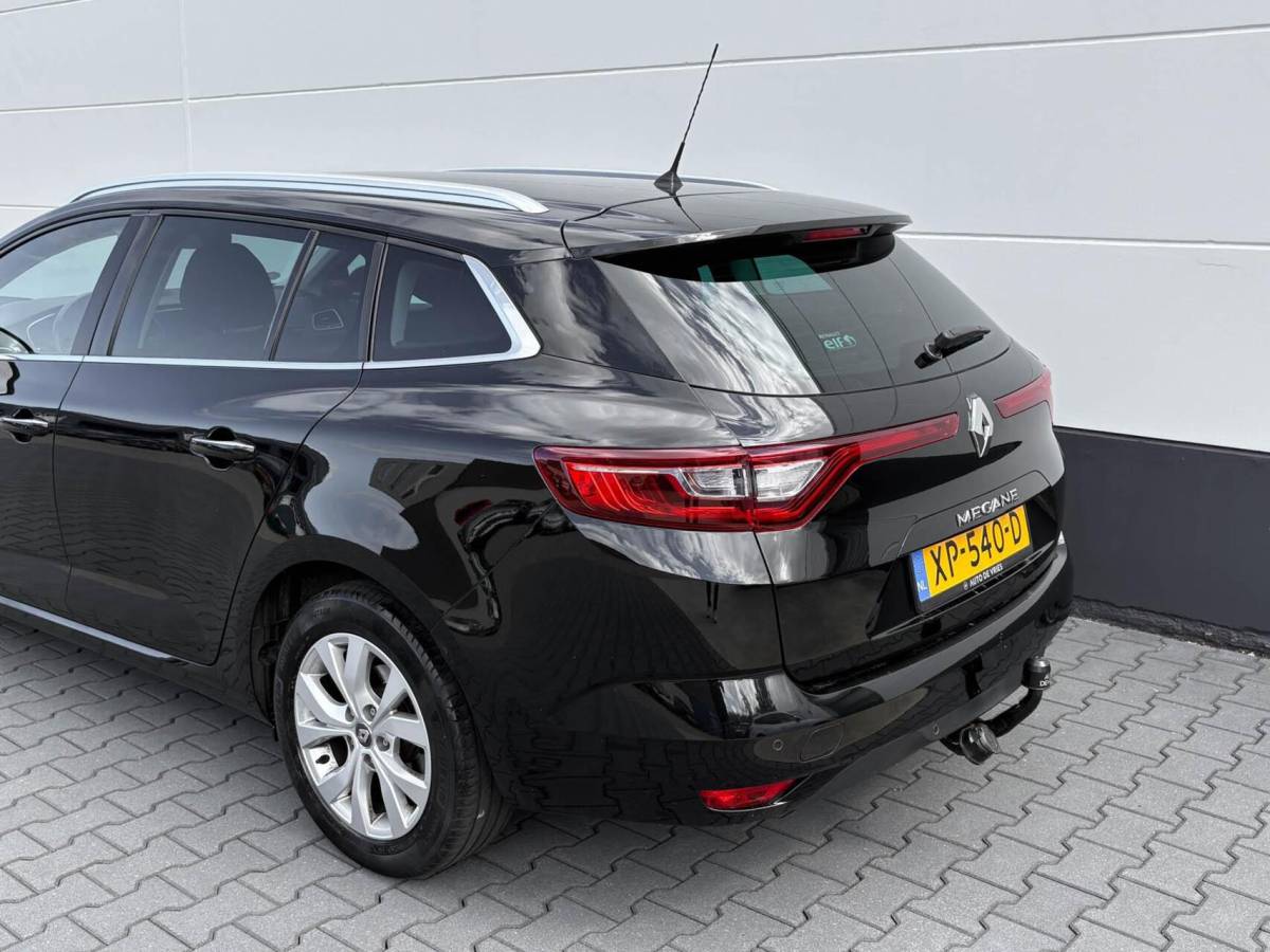 Renault Mégane Estate Renault Megane Estate 1.3 116pk TCe Limited | Airco | Carplay | Privacy glass | Trekhaak