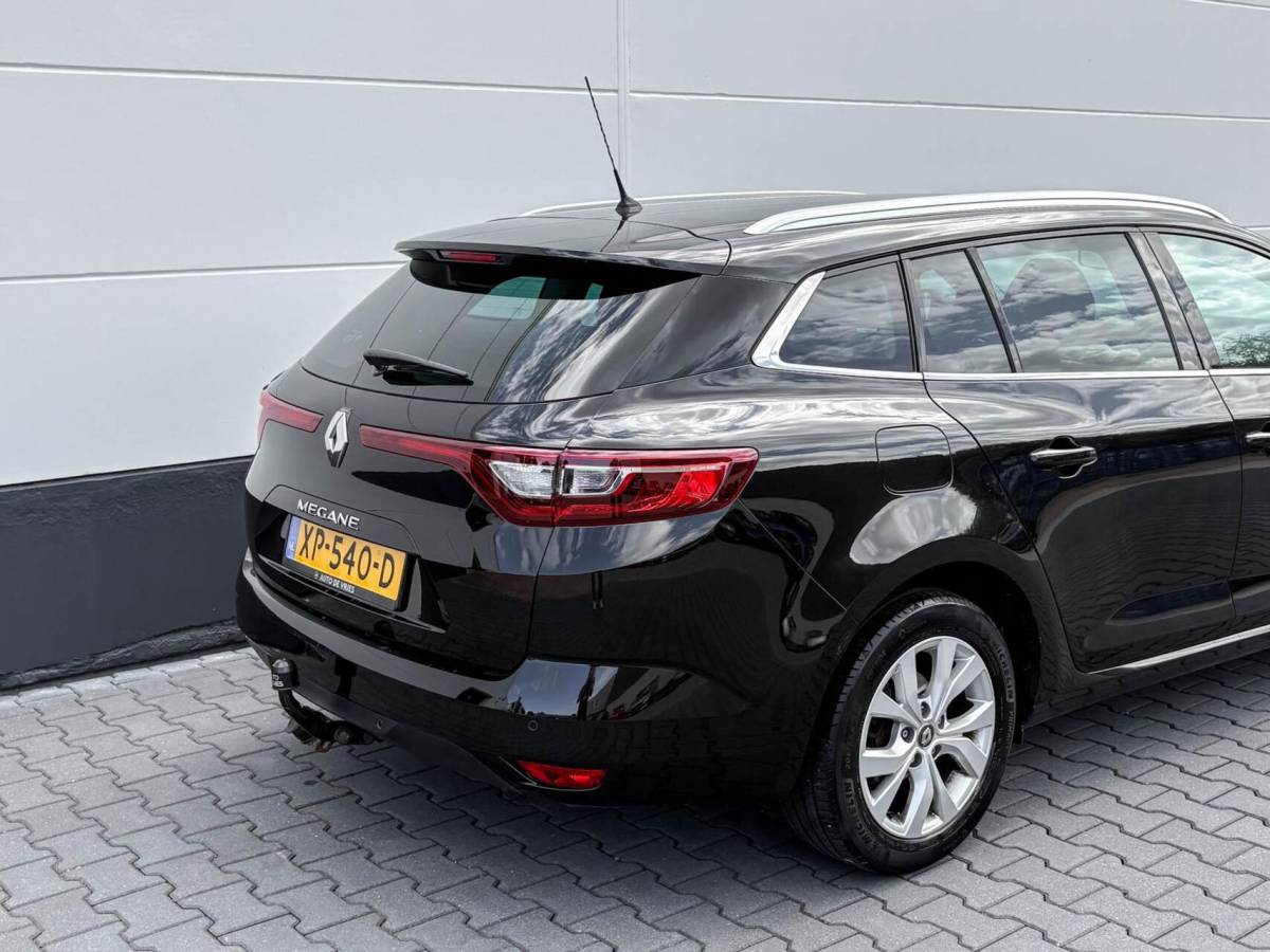 Renault Mégane Estate Renault Megane Estate 1.3 116pk TCe Limited | Airco | Carplay | Privacy glass | Trekhaak