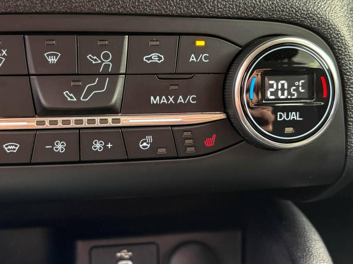 Ford Focus Ford Focus Wagon 1.0 125pk EcoBoost Automaat Titanium Business Automaat | Carplay | Winterpakket | Privacy glass