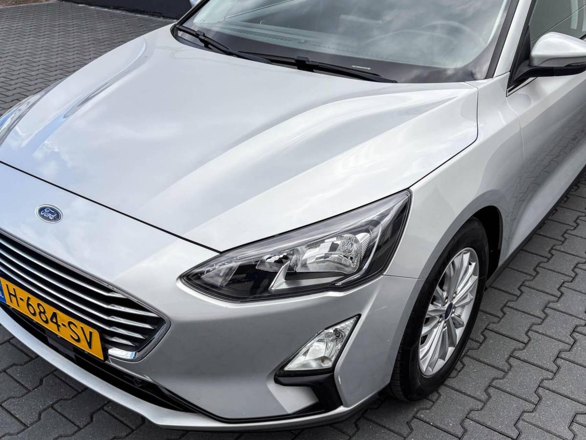 Ford Focus Ford Focus Wagon 1.0 125pk EcoBoost Automaat Titanium Business Automaat | Carplay | Winterpakket | Privacy glass
