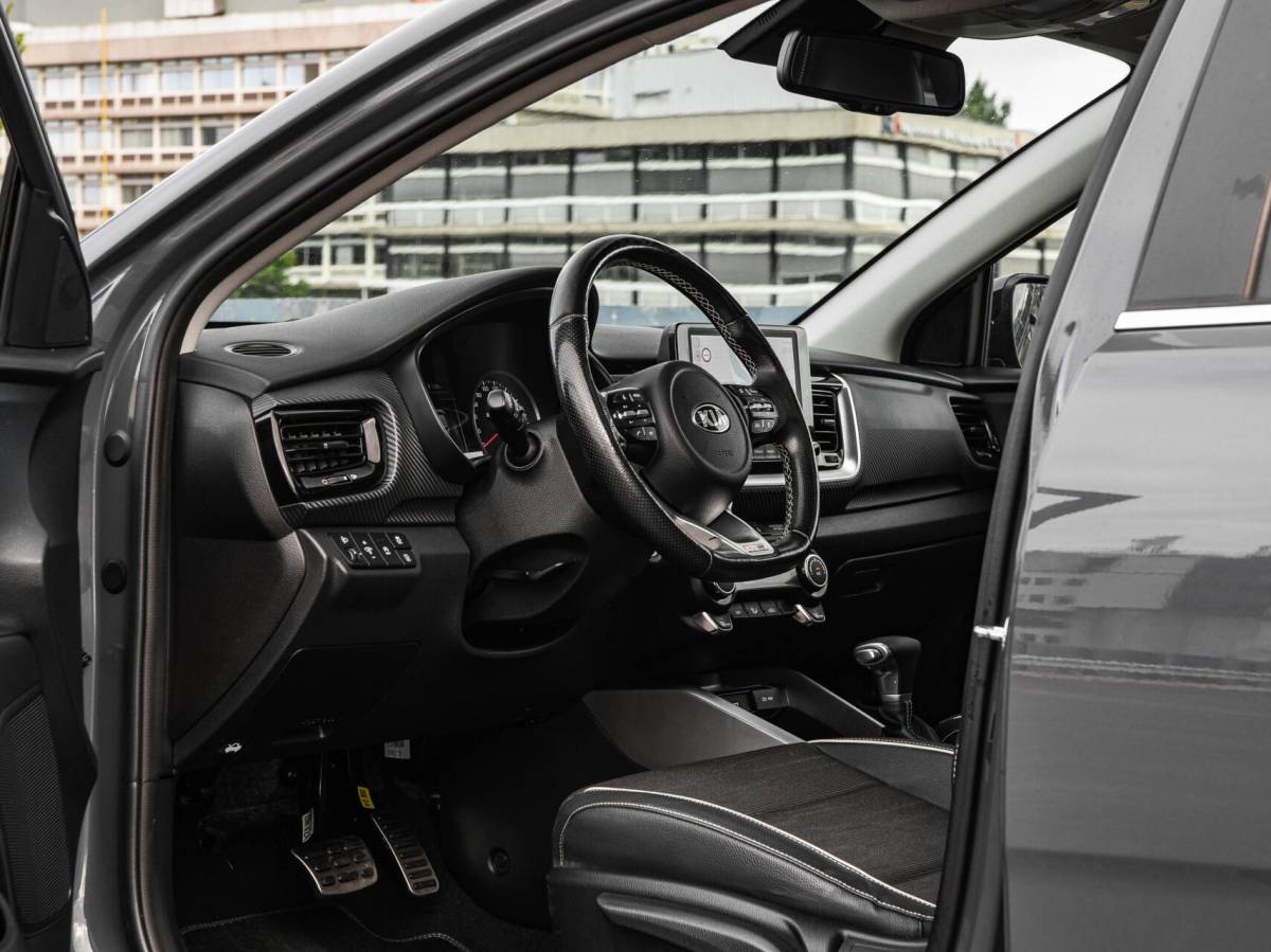 Kia Stonic Kia Stonic 1.0 T-GDi MHEV GT-PlusLine | Schuif-/Kanteldak | Stoel/Stuurverwarming | Camera | ACC | ECC | Dealeronderhouden | Eerste eigenaar