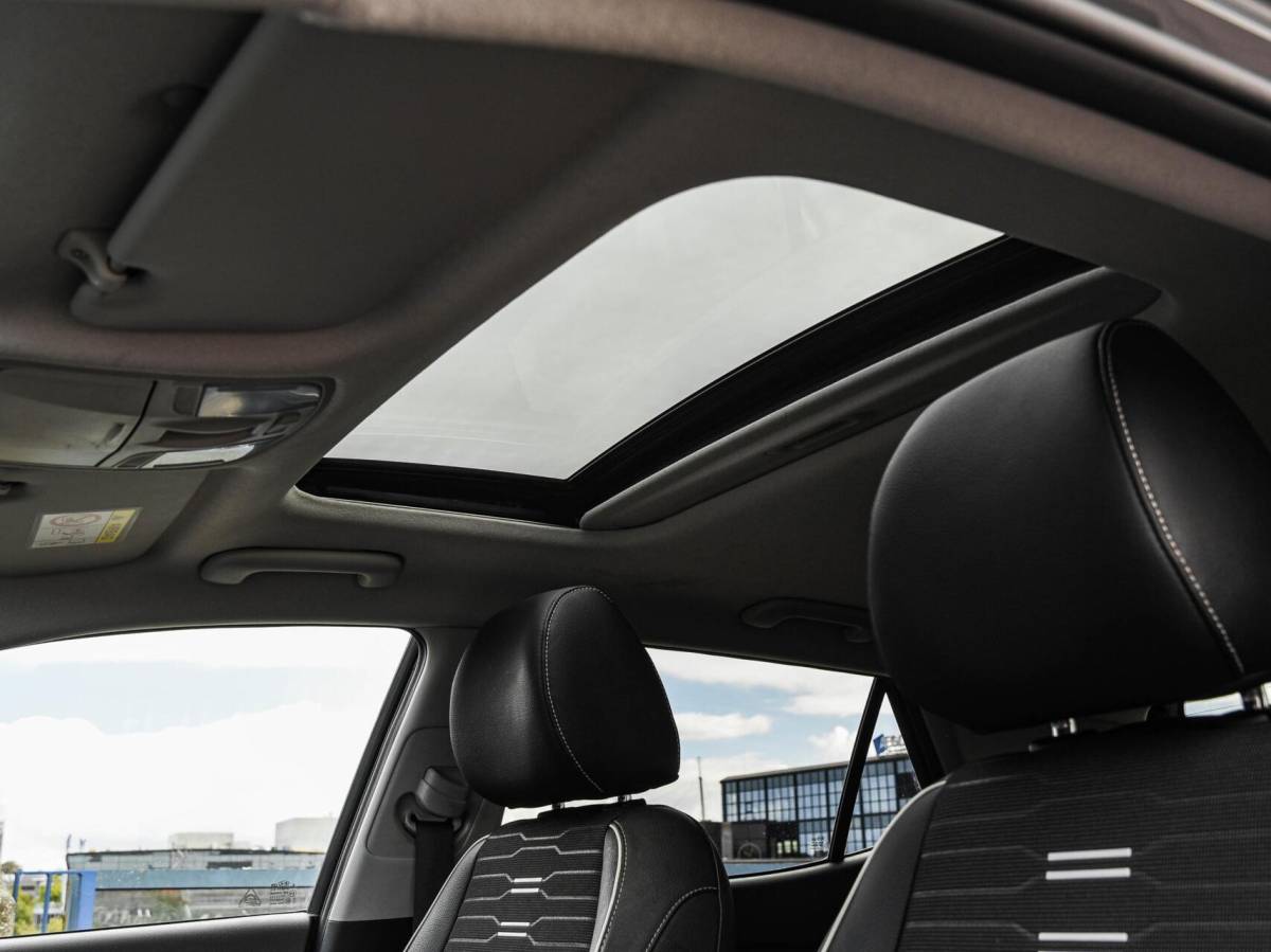 Kia Stonic Kia Stonic 1.0 T-GDi MHEV GT-PlusLine | Schuif-/Kanteldak | Stoel/Stuurverwarming | Camera | ACC | ECC | Dealeronderhouden | Eerste eigenaar