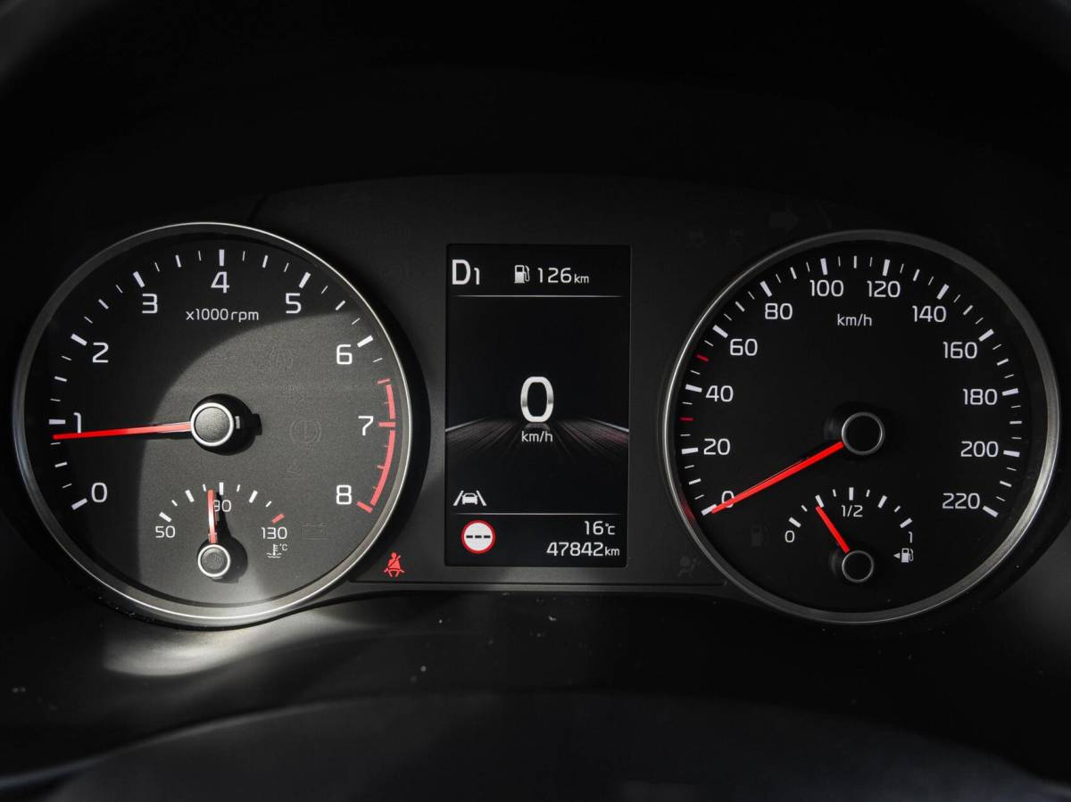 Kia Stonic Kia Stonic 1.0 T-GDi MHEV GT-PlusLine | Schuif-/Kanteldak | Stoel/Stuurverwarming | Camera | ACC | ECC | Dealeronderhouden | Eerste eigenaar