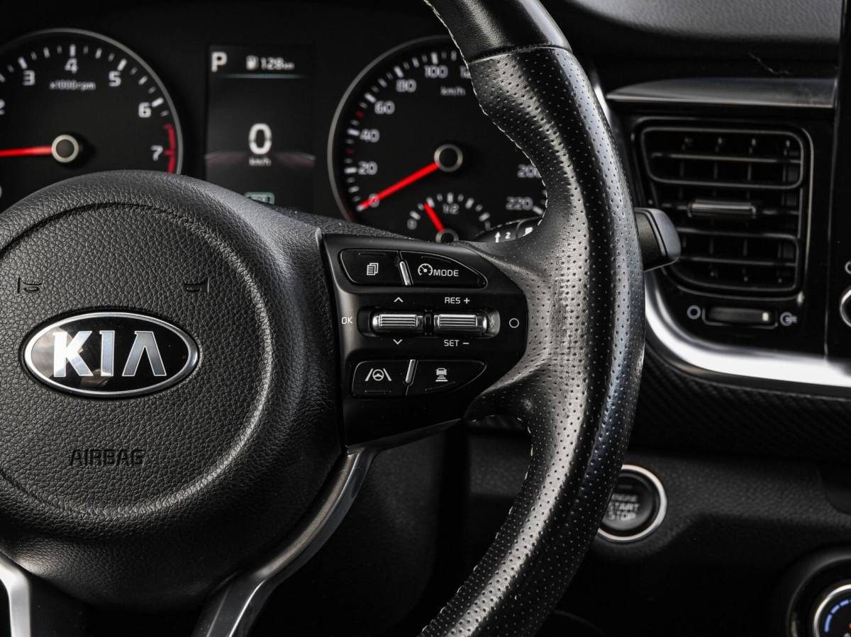 Kia Stonic Kia Stonic 1.0 T-GDi MHEV GT-PlusLine | Schuif-/Kanteldak | Stoel/Stuurverwarming | Camera | ACC | ECC | Dealeronderhouden | Eerste eigenaar