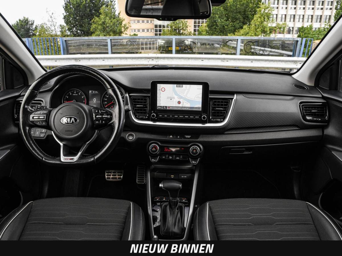 Kia Stonic Kia Stonic 1.0 T-GDi MHEV GT-PlusLine | Schuif-/Kanteldak | Stoel/Stuurverwarming | Camera | ACC | ECC | Dealeronderhouden | Eerste eigenaar