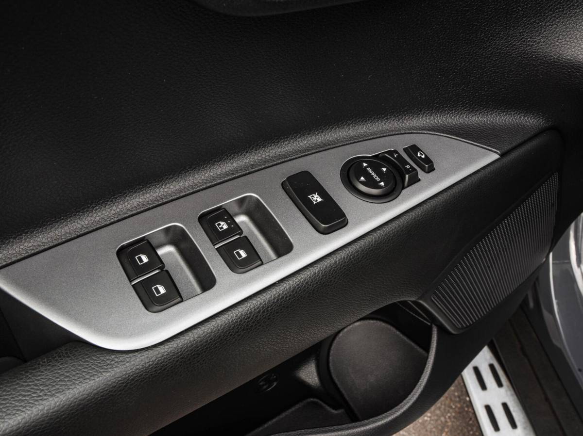 Kia Stonic Kia Stonic 1.0 T-GDi MHEV GT-PlusLine | Schuif-/Kanteldak | Stoel/Stuurverwarming | Camera | ACC | ECC | Dealeronderhouden | Eerste eigenaar
