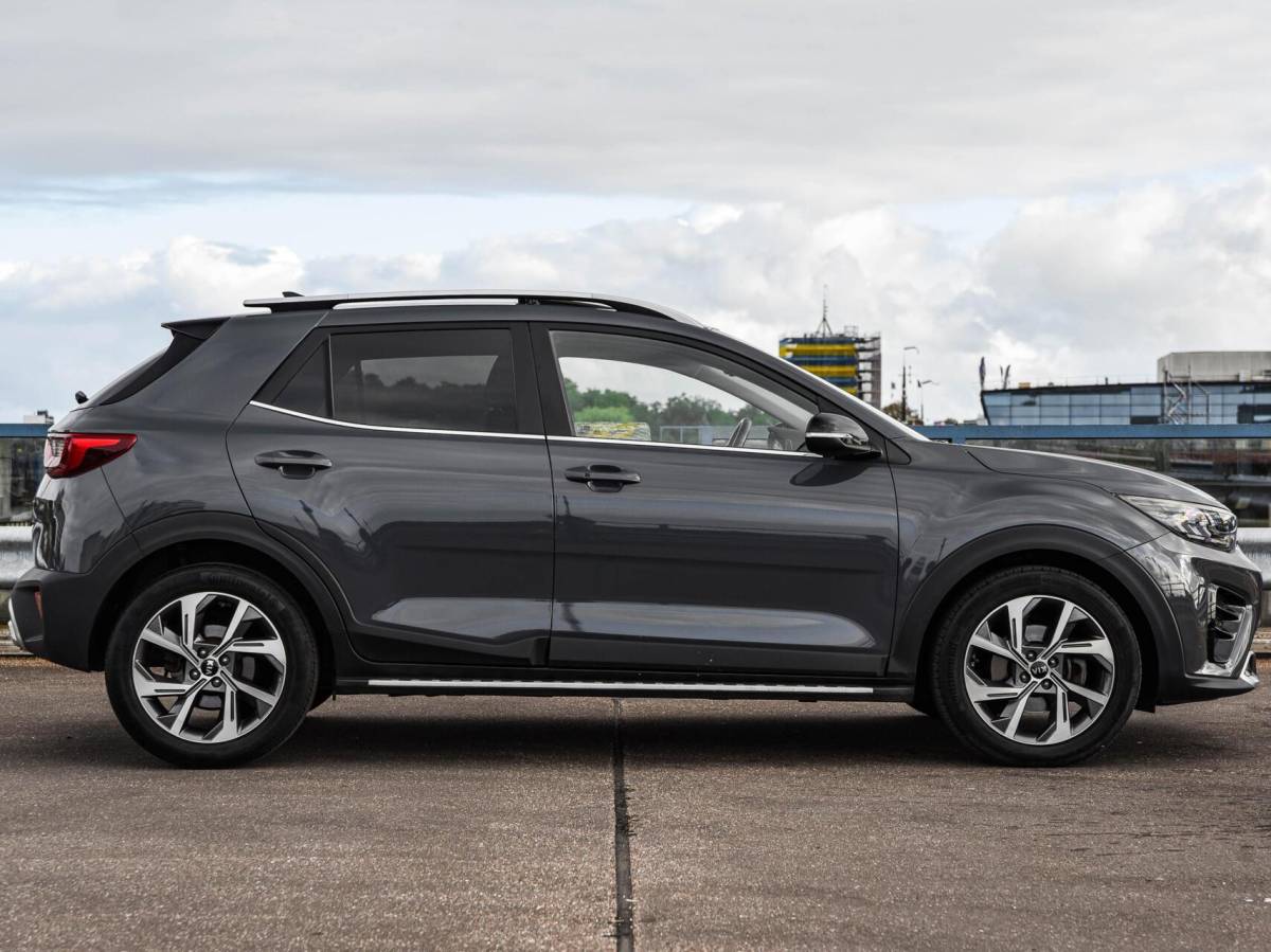 Kia Stonic Kia Stonic 1.0 T-GDi MHEV GT-PlusLine | Schuif-/Kanteldak | Stoel/Stuurverwarming | Camera | ACC | ECC | Dealeronderhouden | Eerste eigenaar