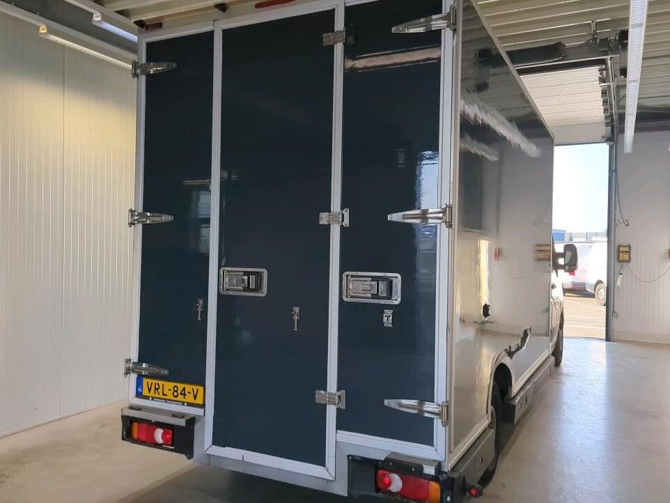 Renault Master Renault Master 2.3 dCi 150 BAKWAGEN MEUBELBAK LOWLINER
