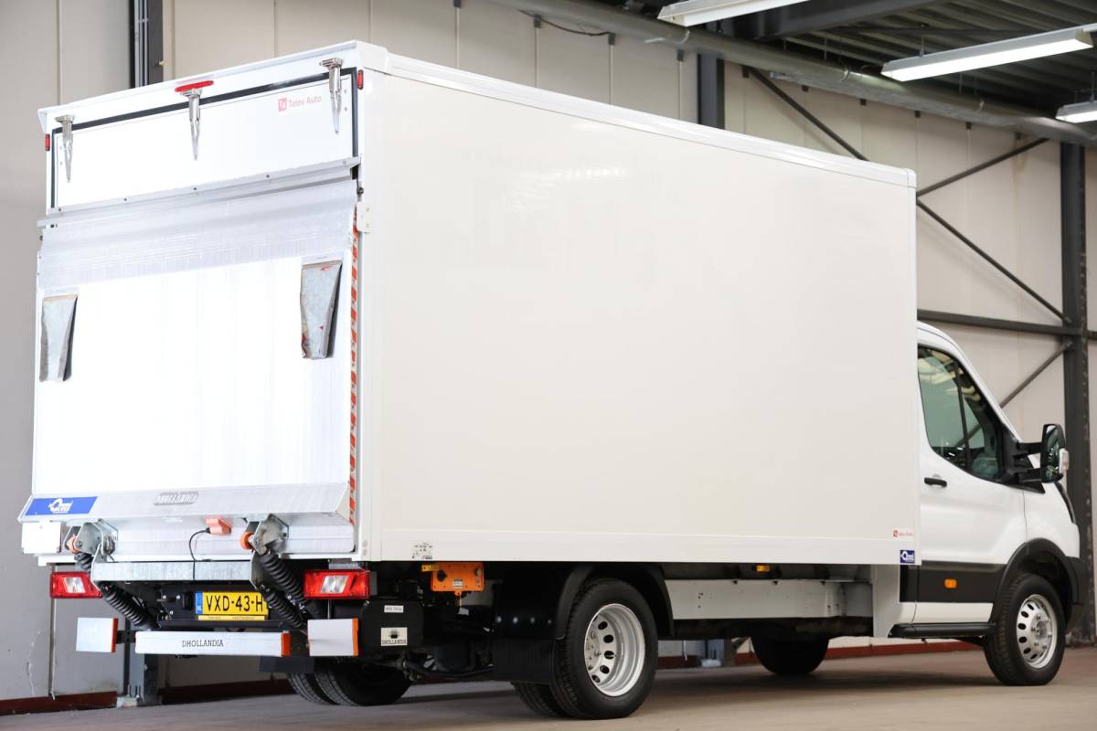 Ford Transit Ford Transit 2.0 TDCI BAKWAGEN MET LAADKLEP EURO 6