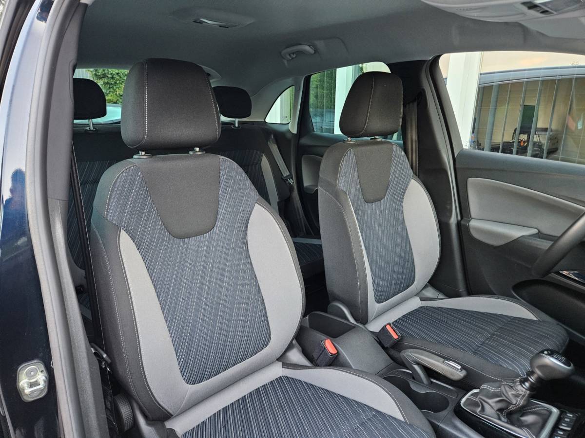 Opel Crossland X Opel Crossland X 1.2 Turbo 120 Jaar Edition Camera! LED! Carplay! NAP! Airco/Clima! Navigatie! Nette Auto!