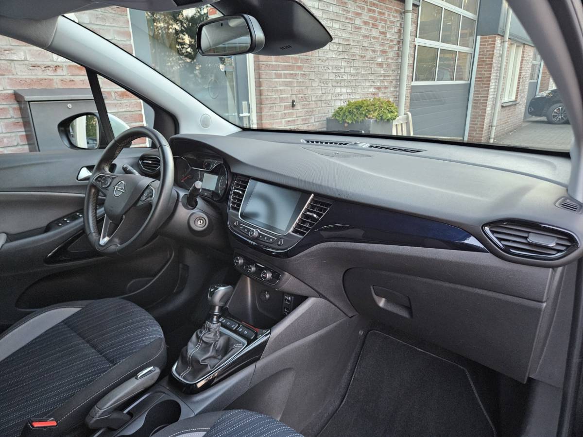 Opel Crossland X Opel Crossland X 1.2 Turbo 120 Jaar Edition Camera! LED! Carplay! NAP! Airco/Clima! Navigatie! Nette Auto!