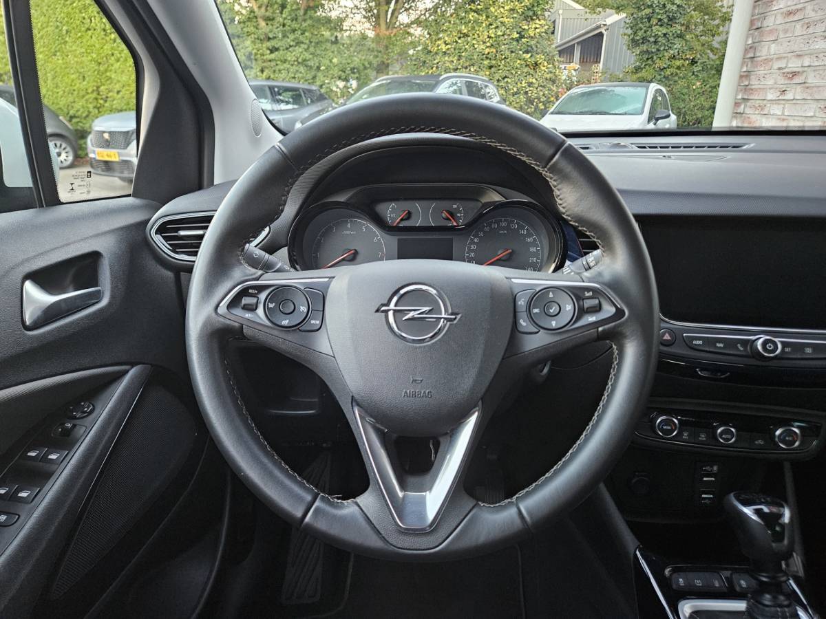 Opel Crossland X Opel Crossland X 1.2 Turbo 120 Jaar Edition Camera! LED! Carplay! NAP! Airco/Clima! Navigatie! Nette Auto!
