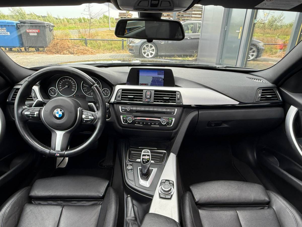 BMW 3 Serie BMW 328i Touring Aut M-Tech Sport Pano Leder Navi Xenon