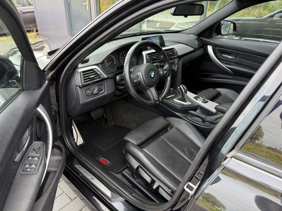 BMW 3 Serie BMW 328i Touring Aut M-Tech Sport Pano Leder Navi Xenon