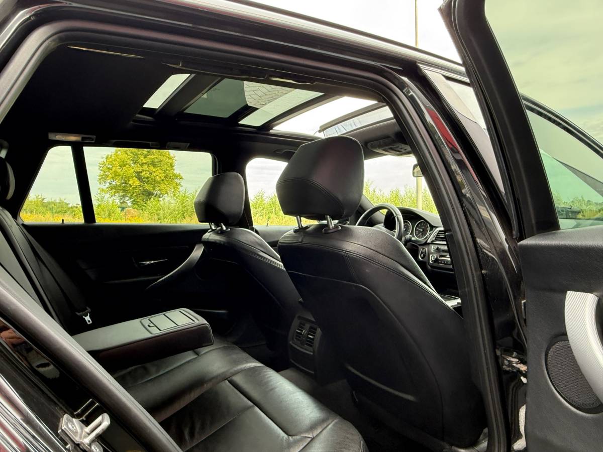 BMW 3 Serie BMW 328i Touring Aut M-Tech Sport Pano Leder Navi Xenon