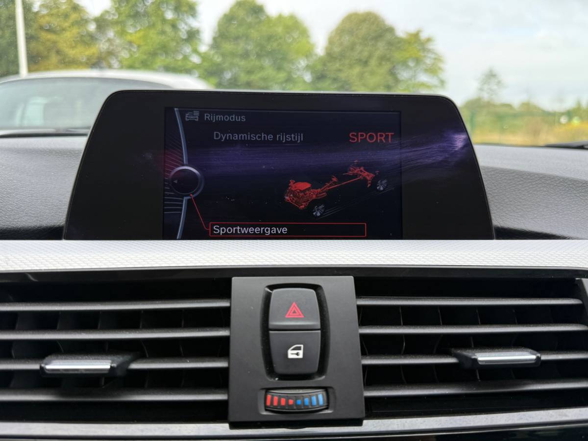 BMW 3 Serie BMW 328i Touring Aut M-Tech Sport Pano Leder Navi Xenon