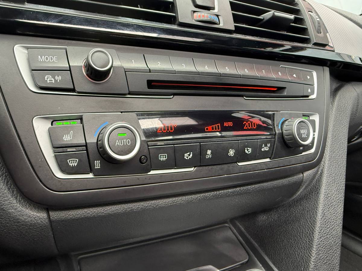 BMW 3 Serie BMW 328i Touring Aut M-Tech Sport Pano Leder Navi Xenon
