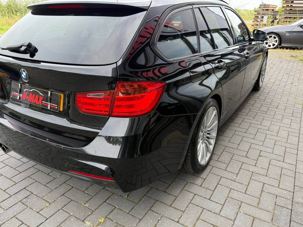 BMW 3 Serie BMW 328i Touring Aut M-Tech Sport Pano Leder Navi Xenon